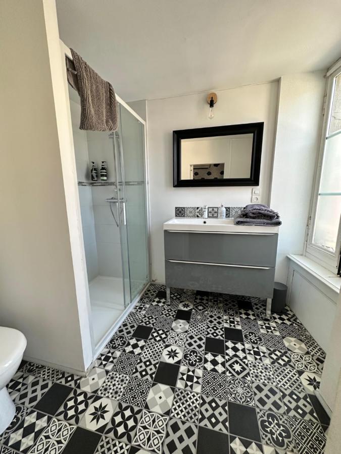 Privative Dans Maison De Caractère Séjour chez l'habitant *